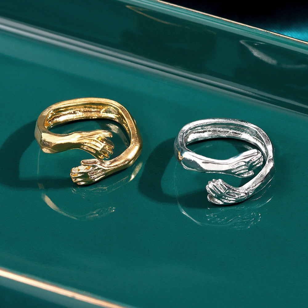 Hug Me Ring