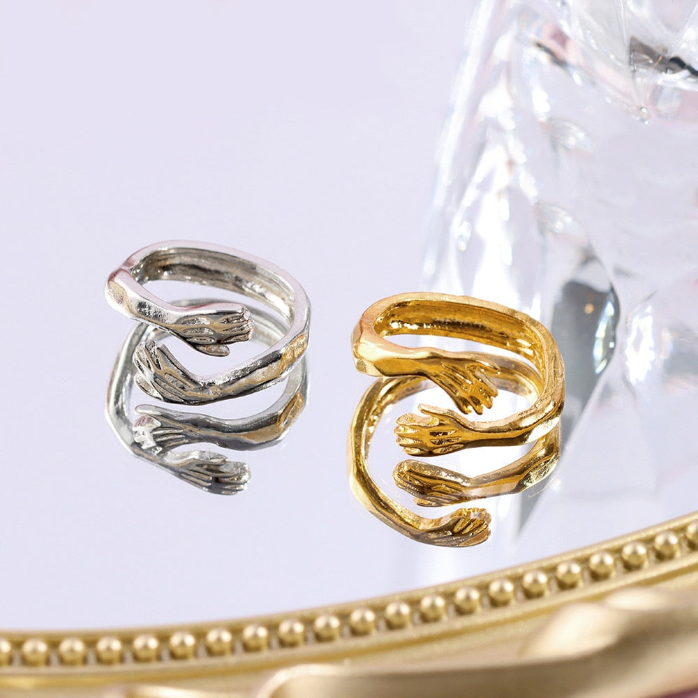 Hug Me Ring