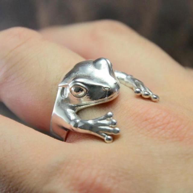 Frog Friend Ring